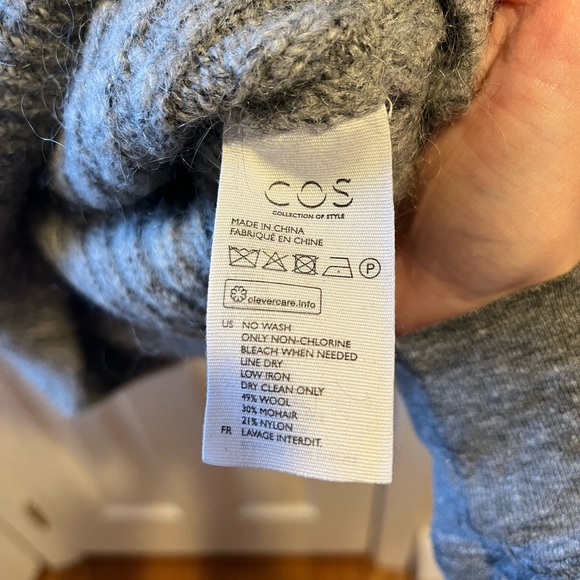 COS Gray Ribbed Crew Neck Sweater - Picture 3 of 6